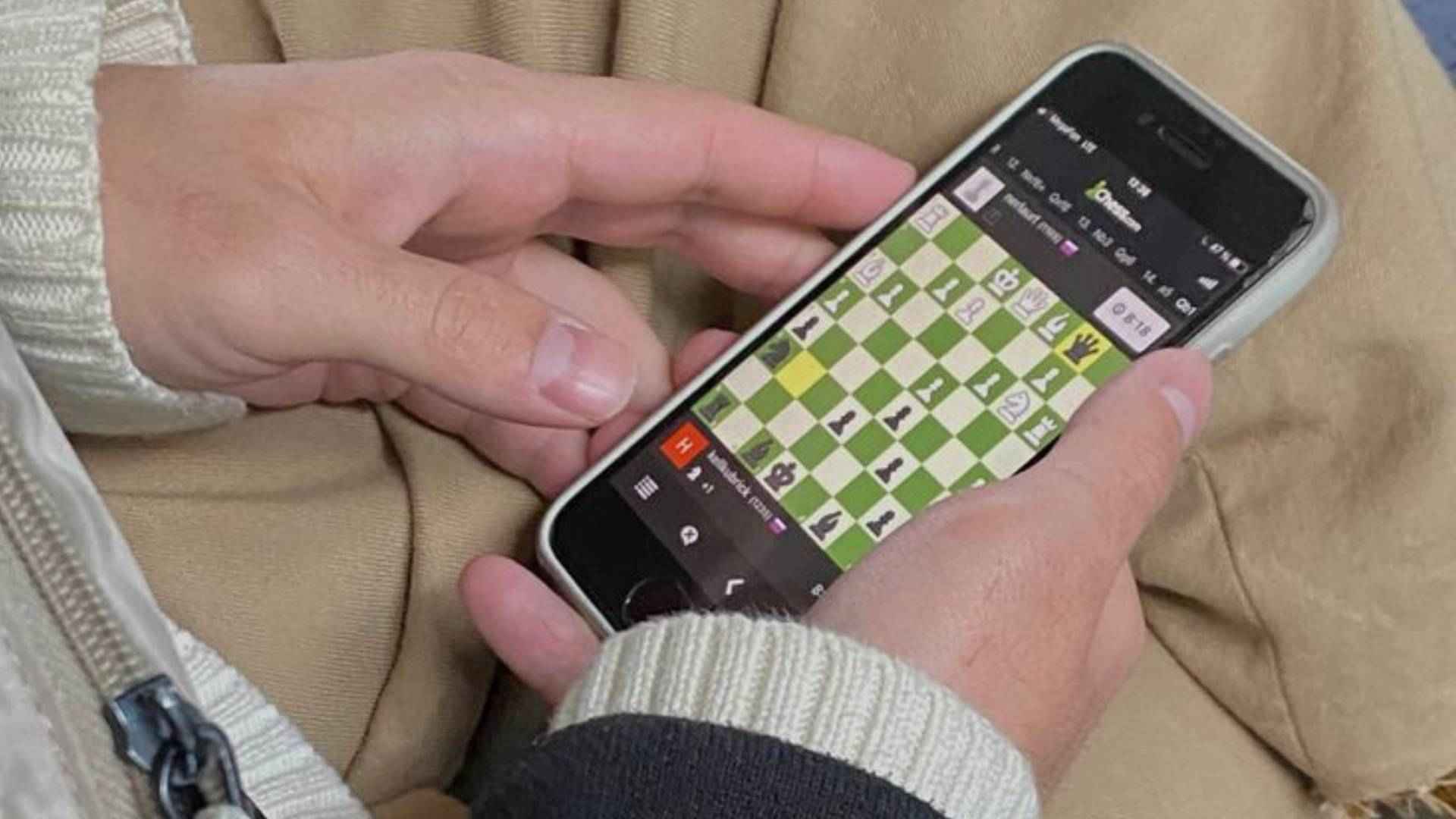Mobile Card Games with Strategic Card Evolution